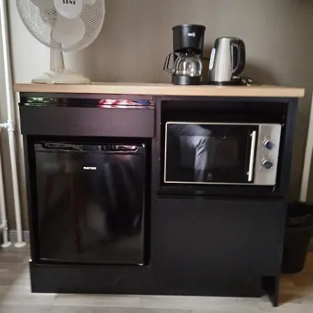 Ellivuori, Ellin Pooli 1 *